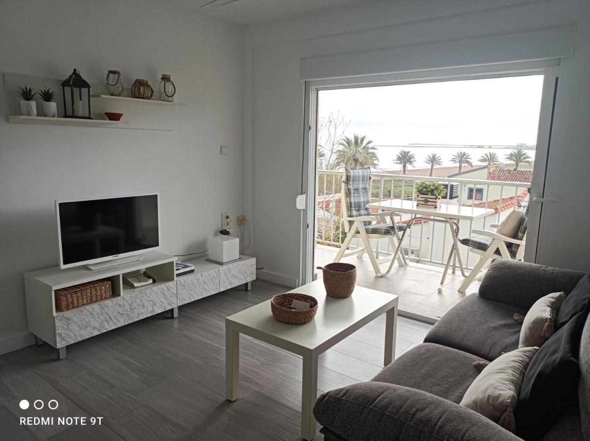 Apartamento Acogedor En Primera Linea De Playa دينايا المظهر الخارجي الصورة