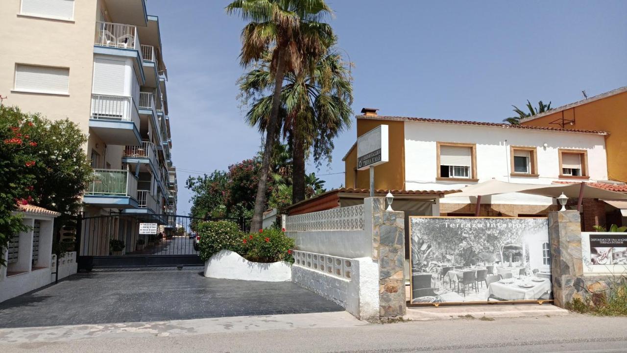Apartamento Acogedor En Primera Linea De Playa دينايا المظهر الخارجي الصورة