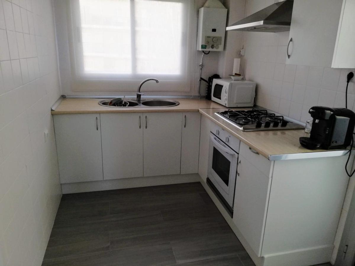 Apartamento Acogedor En Primera Linea De Playa دينايا المظهر الخارجي الصورة